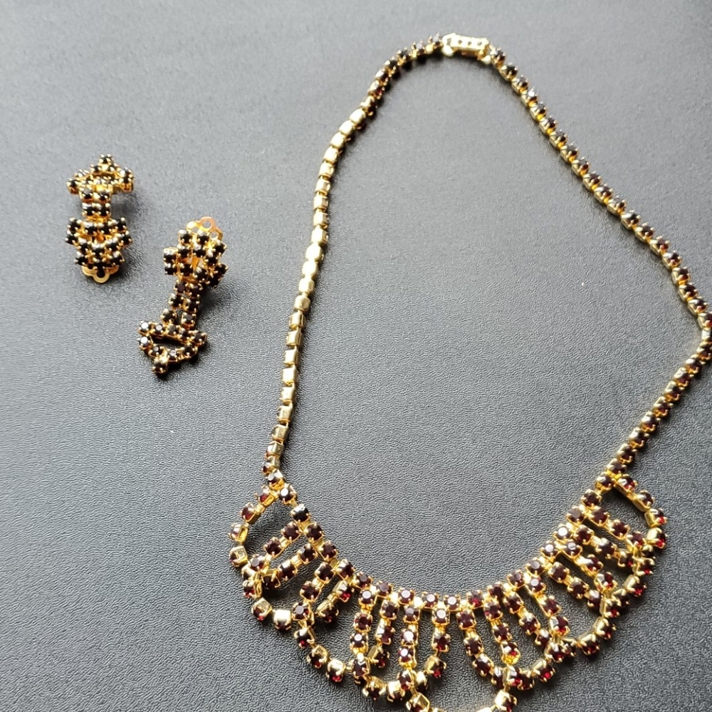 Jewelry - Picture 2 of 2